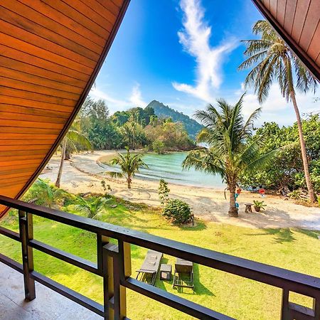 Half Moon Beach Villa - By Kohchangvillas Koh Chang Esterno foto