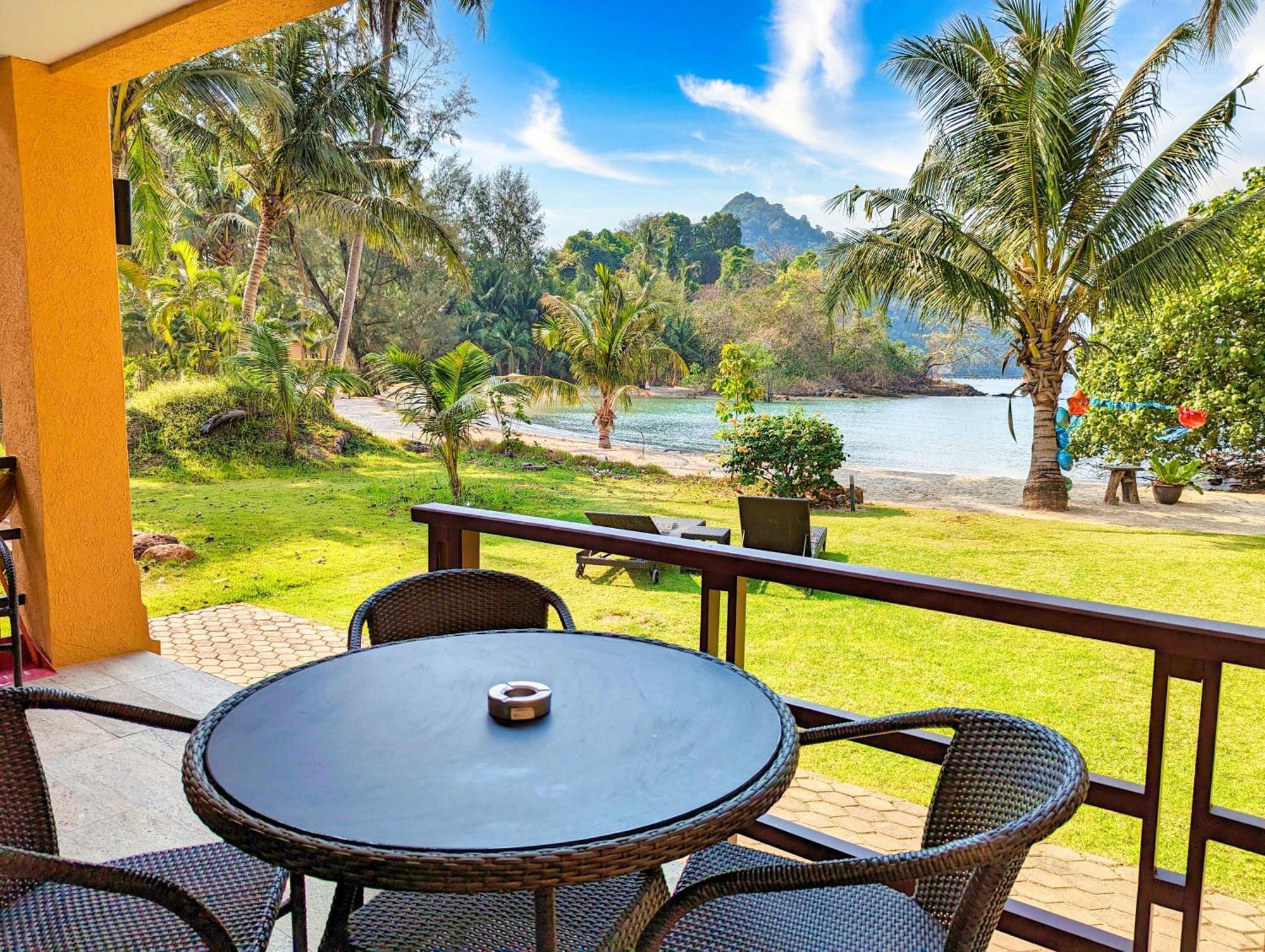 Half Moon Beach Villa - By Kohchangvillas Koh Chang Esterno foto