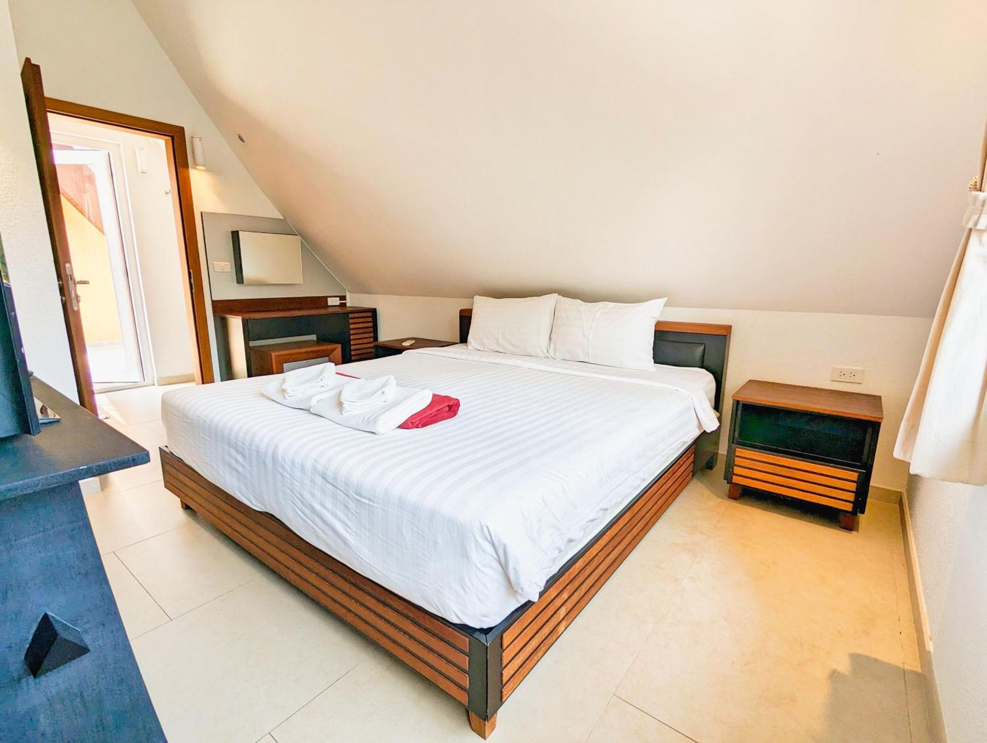 Half Moon Beach Villa - By Kohchangvillas Koh Chang Esterno foto